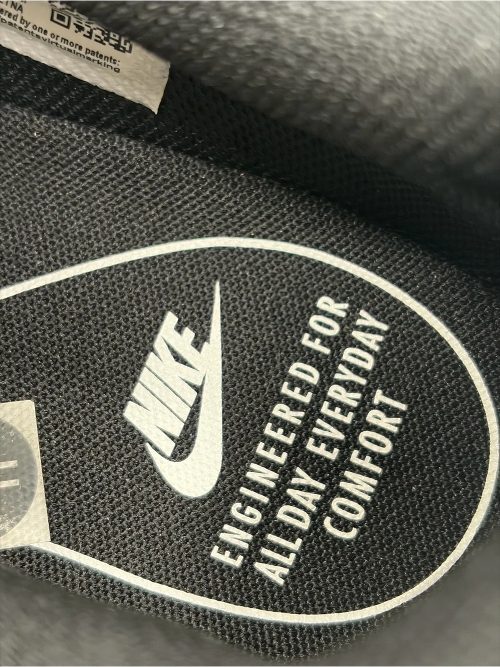 Nike Air Max Excee Sneakers Black And White Size 11 Medium Width Men’s Sneaker